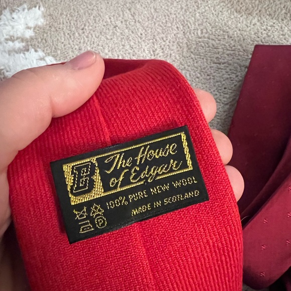 🎄BUNDLE of 3 Holiday Ties - Picture 8 of 8